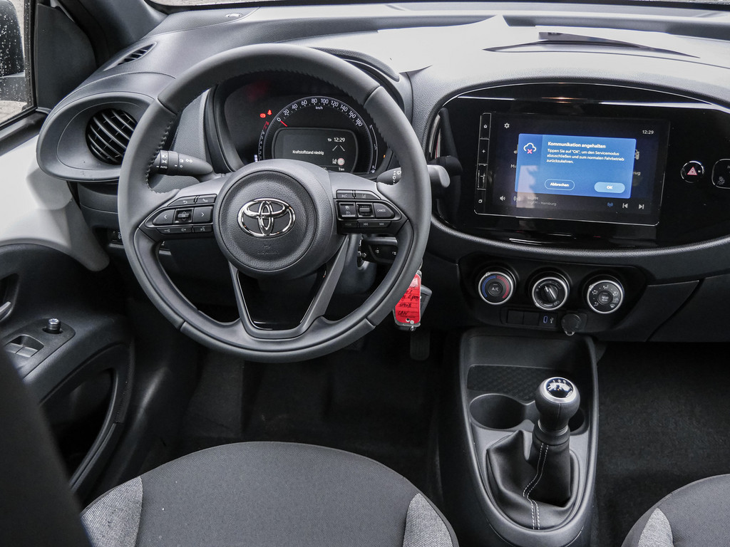 Fahrzeugansicht TOYOTA Aygo X 1.0 Play - Bild 5
