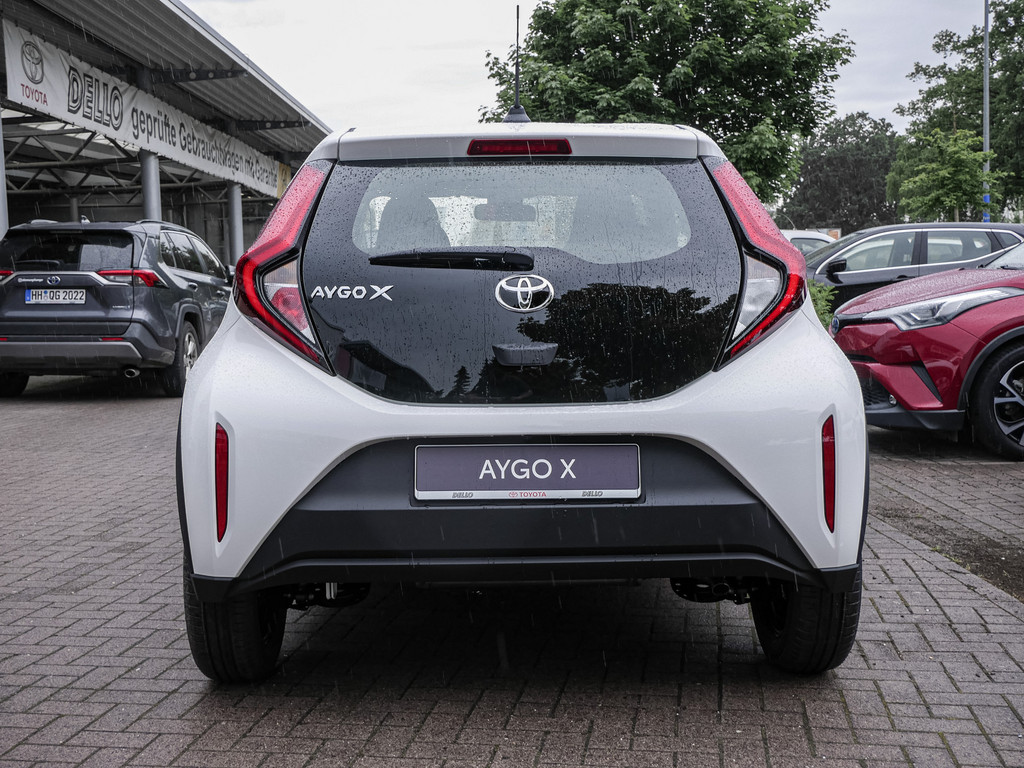Fahrzeugansicht TOYOTA Aygo X 1.0 Play - Bild 30