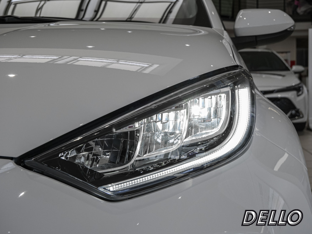 Fahrzeugansicht TOYOTA Yaris 1.5 Hybrid Teamplayer - Bild 2
