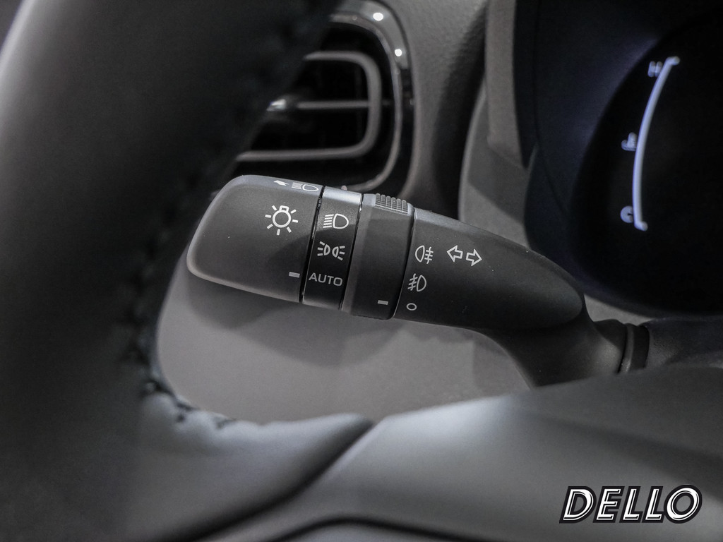 Fahrzeugansicht TOYOTA Yaris 1.5 Hybrid Teamplayer - Bild 26