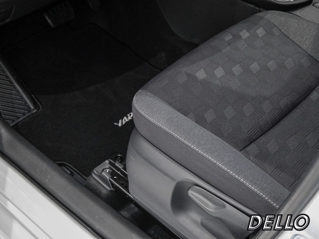Fahrzeugansicht TOYOTA Yaris 1.5 Hybrid Teamplayer - Bild 35