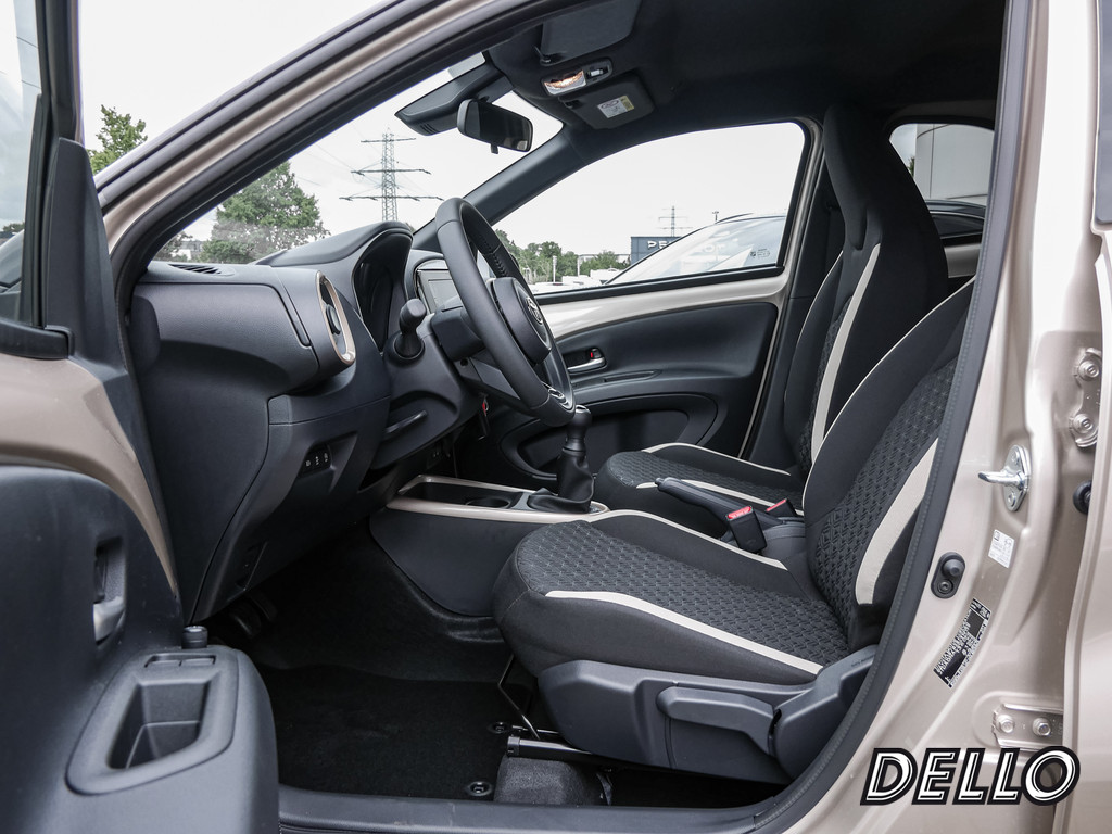 Fahrzeugansicht TOYOTA Aygo X 1.0 Teamplayer - Bild 35