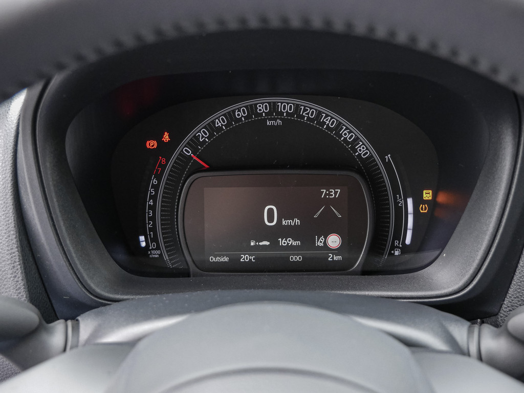 Fahrzeugansicht TOYOTA Aygo X 1.0 Teamplayer - Bild 19