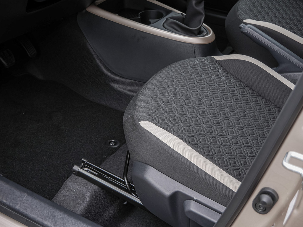 Fahrzeugansicht TOYOTA Aygo X 1.0 Teamplayer - Bild 28