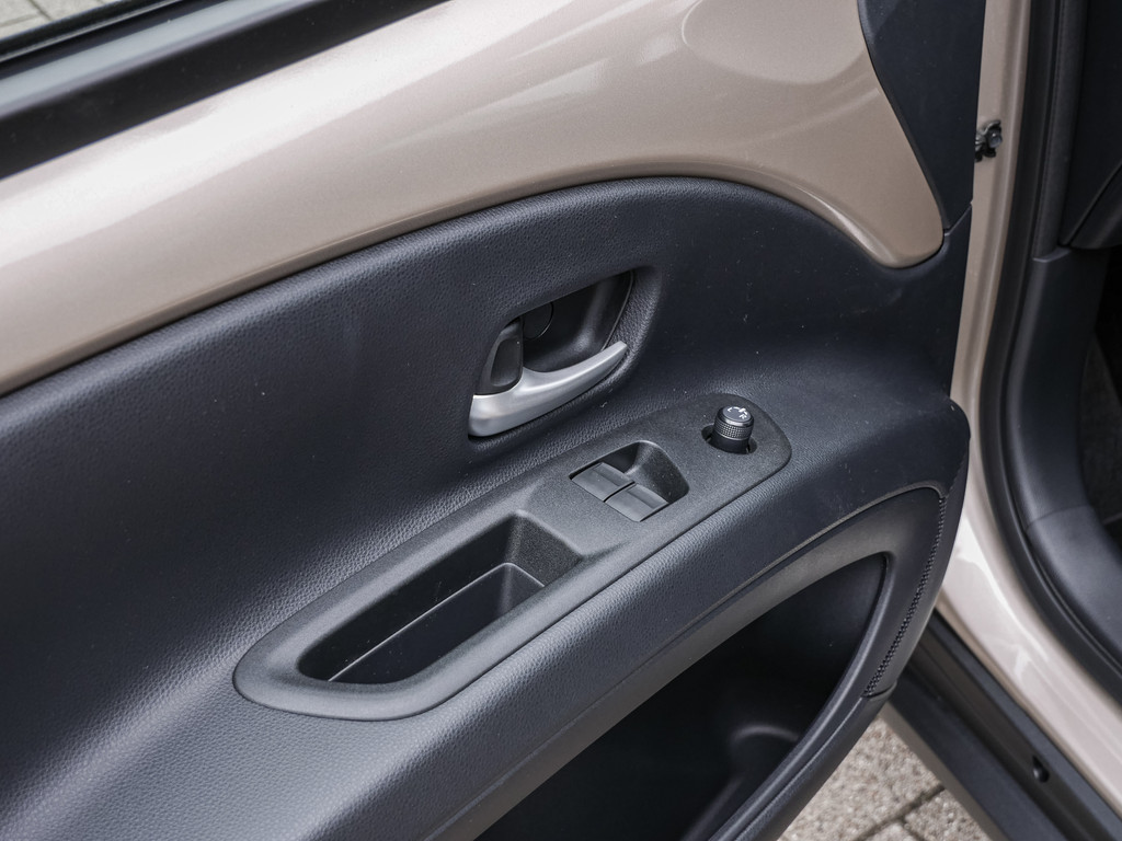 Fahrzeugansicht TOYOTA Aygo X 1.0 Teamplayer - Bild 29