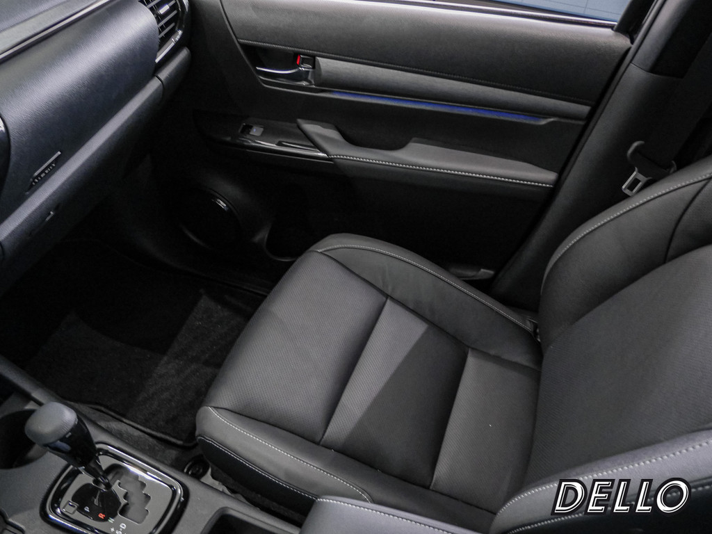 Fahrzeugansicht TOYOTA Hilux 2.8 Double Cab Invincible 4x4 - Bild 26