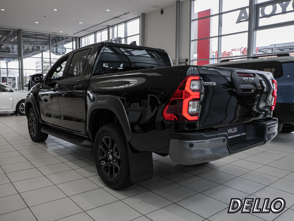 Fahrzeugansicht TOYOTA Hilux 2.8 Double Cab Invincible 4x4 - Bild 46