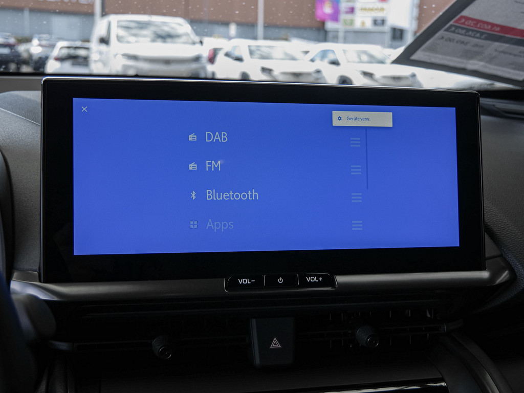 Fahrzeugansicht TOYOTA C-HR 2.0 Plug-In Hybrid FWD Teamplayer - Bild 15