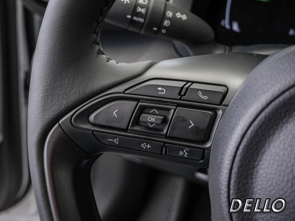 Fahrzeugansicht TOYOTA Yaris Cross 1.5 Hybrid FWD Teamplayer - Bild 32