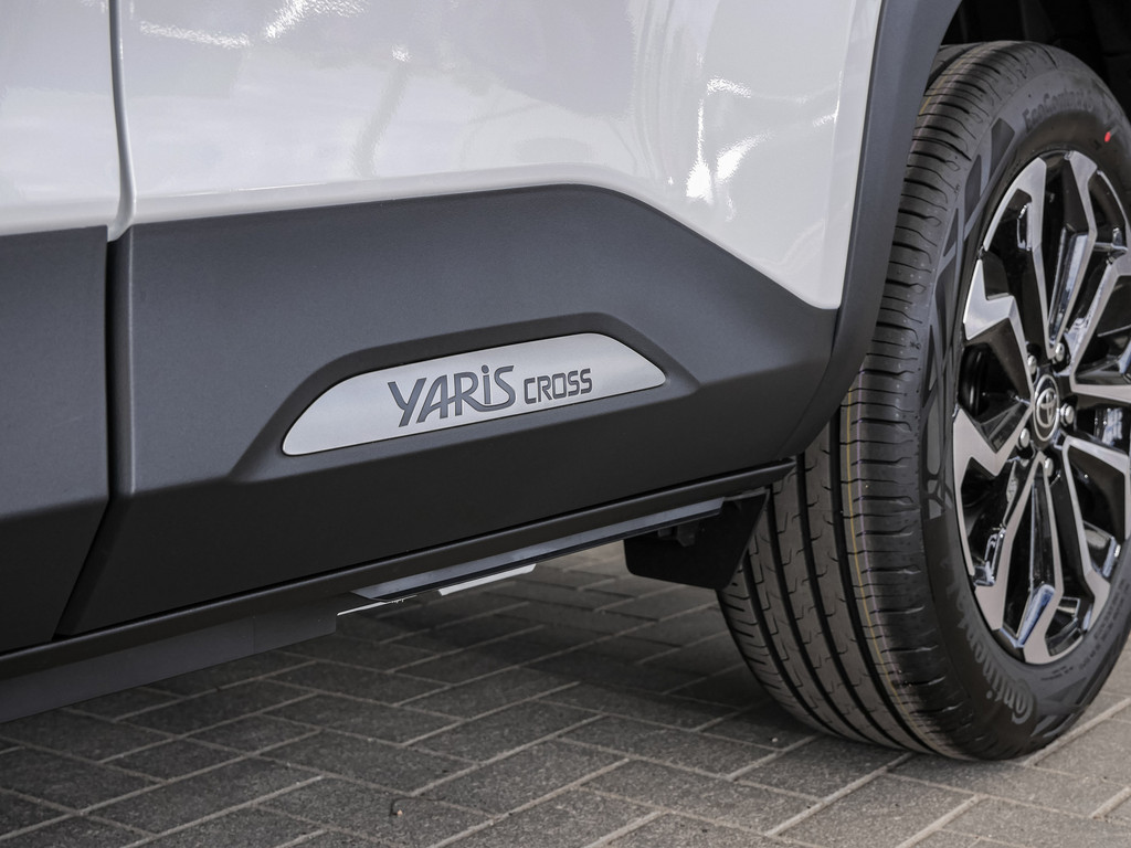 Fahrzeugansicht TOYOTA Yaris Cross 1.5 Hybrid FWD Teamplayer - Bild 2