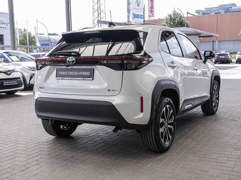 Fahrzeugansicht TOYOTA Yaris Cross 1.5 Hybrid FWD Teamplayer - Bild 41