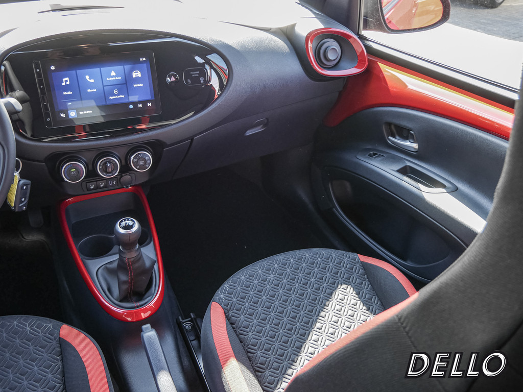 Fahrzeugansicht TOYOTA Aygo X 1.0 Teamplayer - Bild 6