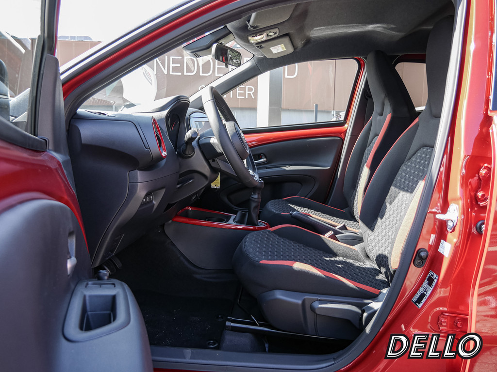 Fahrzeugansicht TOYOTA Aygo X 1.0 Teamplayer - Bild 8