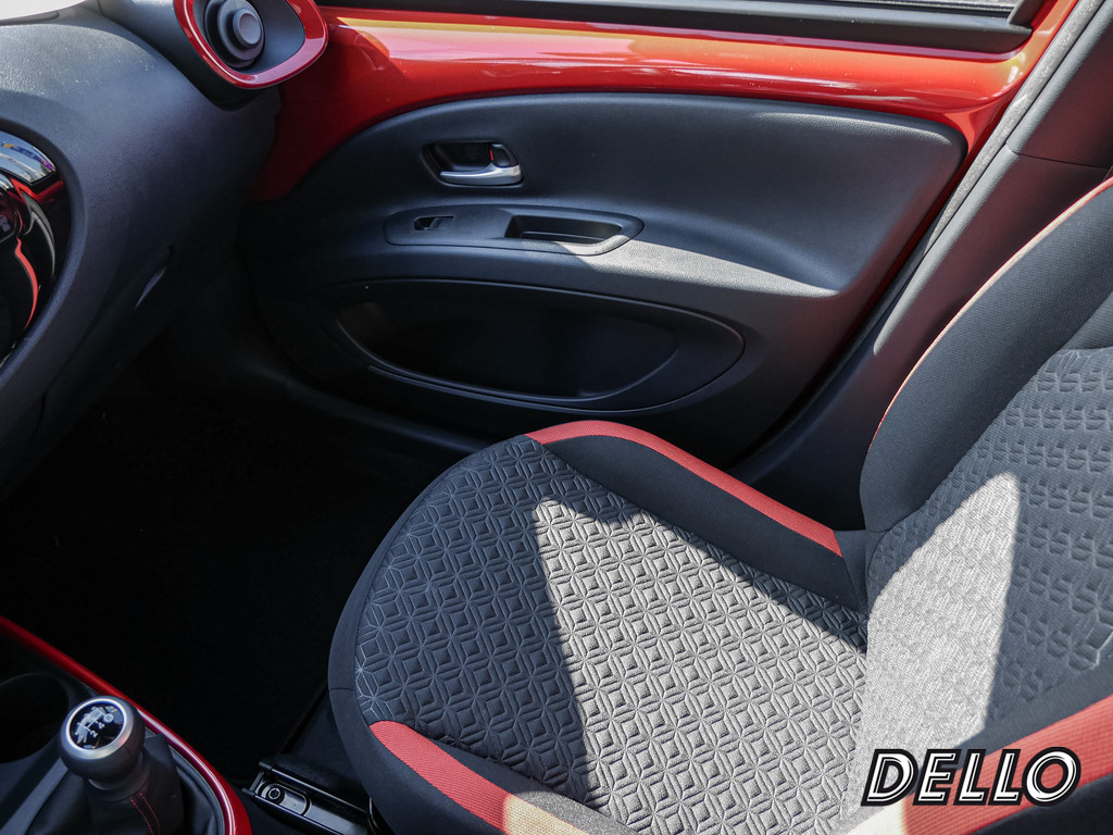 Fahrzeugansicht TOYOTA Aygo X 1.0 Teamplayer - Bild 19