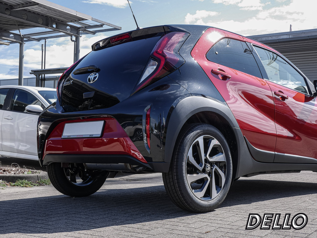 Fahrzeugansicht TOYOTA Aygo X 1.0 Teamplayer - Bild 36