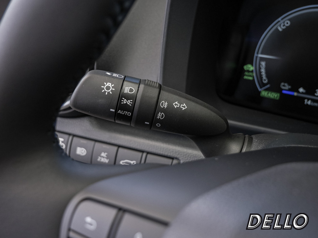 Fahrzeugansicht TOYOTA C-HR 2.0 Plug-In Hybrid FWD Teamplayer - Bild 26