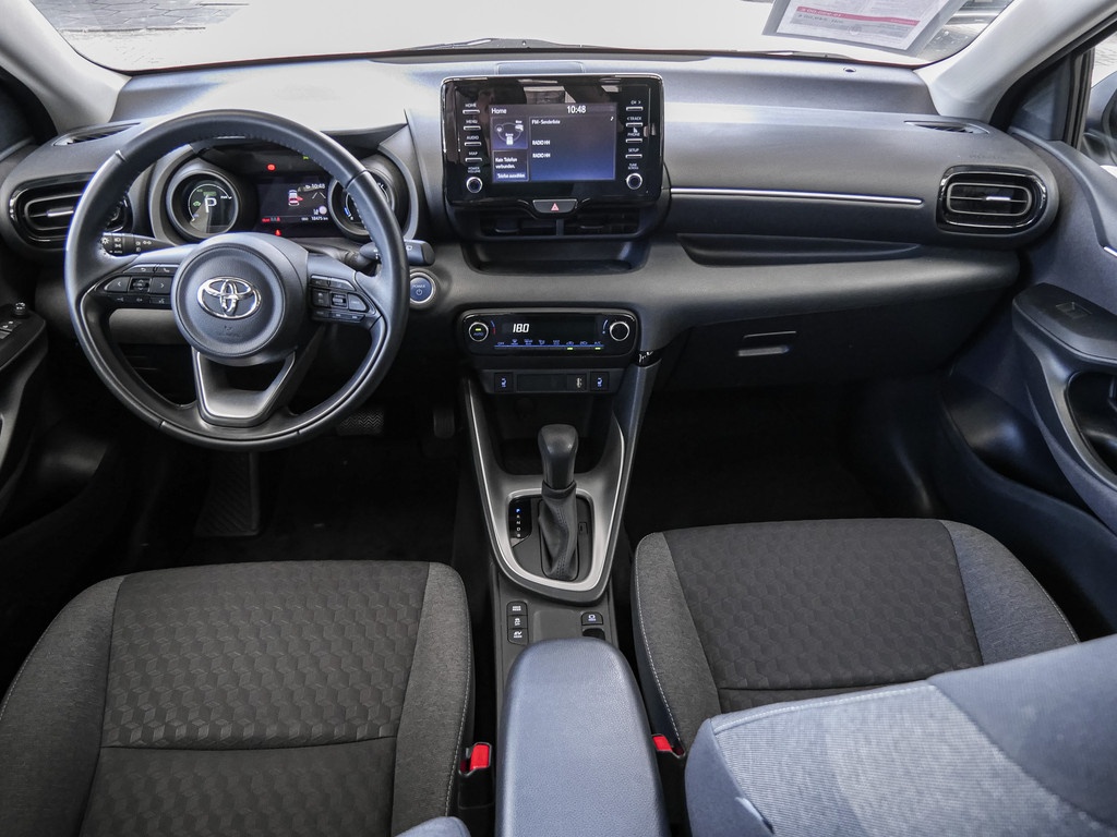 Fahrzeugansicht TOYOTA Yaris 1.5 Hybrid Team Deutschland - Bild 9
