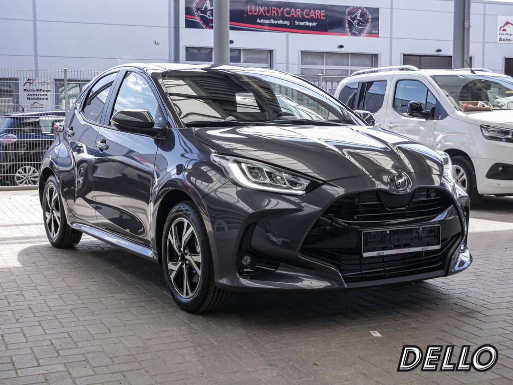 Fahrzeugansicht TOYOTA Yaris 1.5 Hybrid Teamplayer - Bild 23