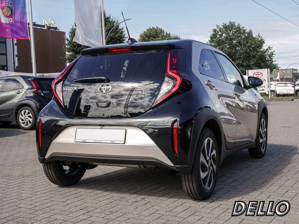 Fahrzeugansicht TOYOTA Aygo X 1.0 Teamplayer - Bild 34