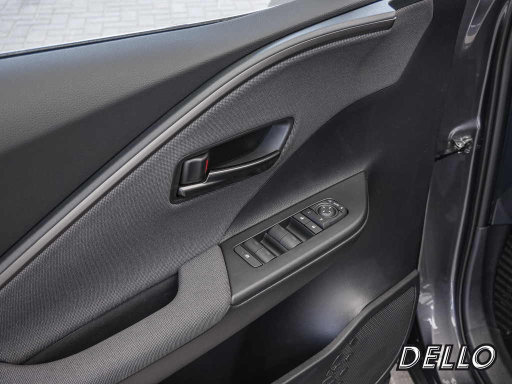 Fahrzeugansicht TOYOTA C-HR 2.0 Plug-In Hybrid FWD Teamplayer - Bild 36