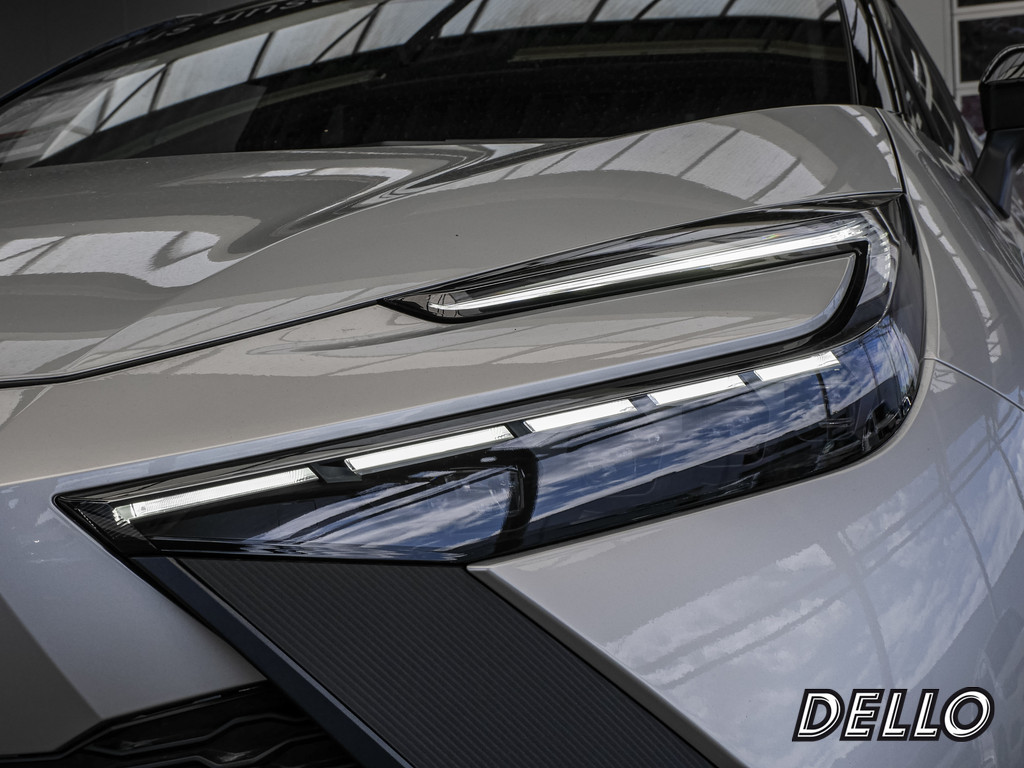 Fahrzeugansicht TOYOTA C-HR Plug-In Hybrid Teamplayer - Bild 2