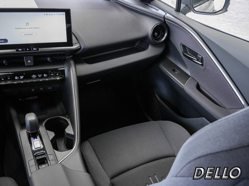 Fahrzeugansicht TOYOTA C-HR Plug-In Hybrid Teamplayer - Bild 11