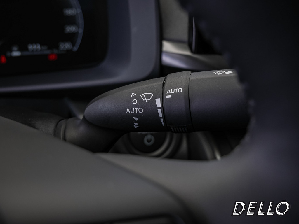 Fahrzeugansicht TOYOTA C-HR Plug-In Hybrid Teamplayer - Bild 28