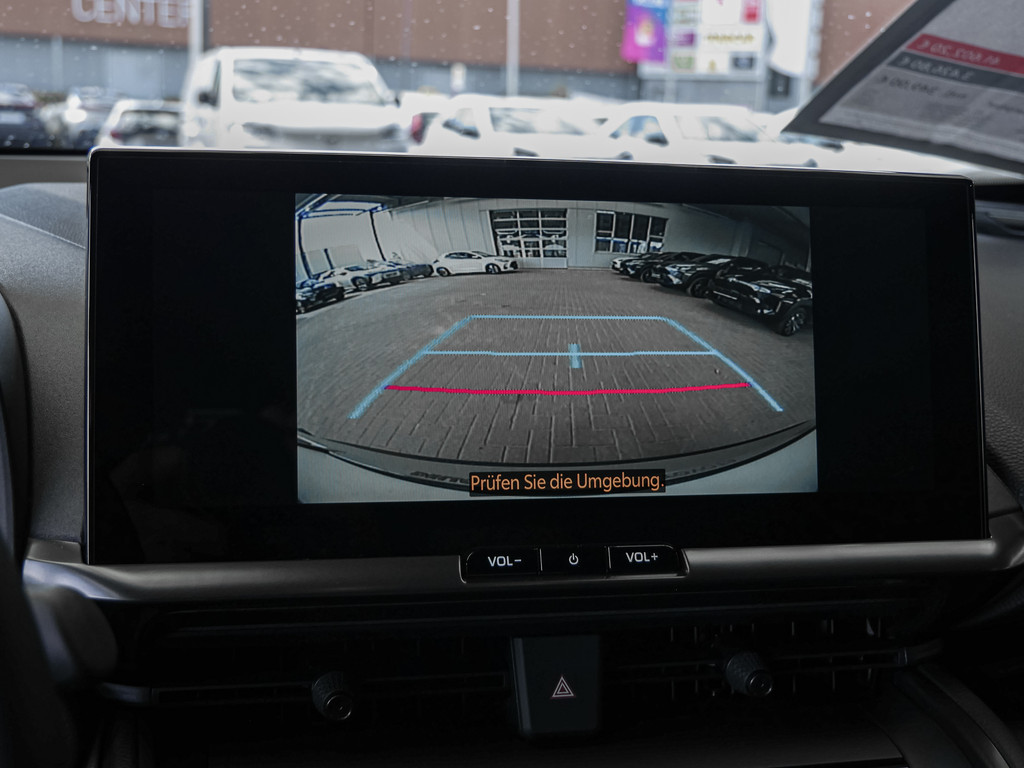 Fahrzeugansicht TOYOTA C-HR Plug-In Hybrid Teamplayer - Bild 16