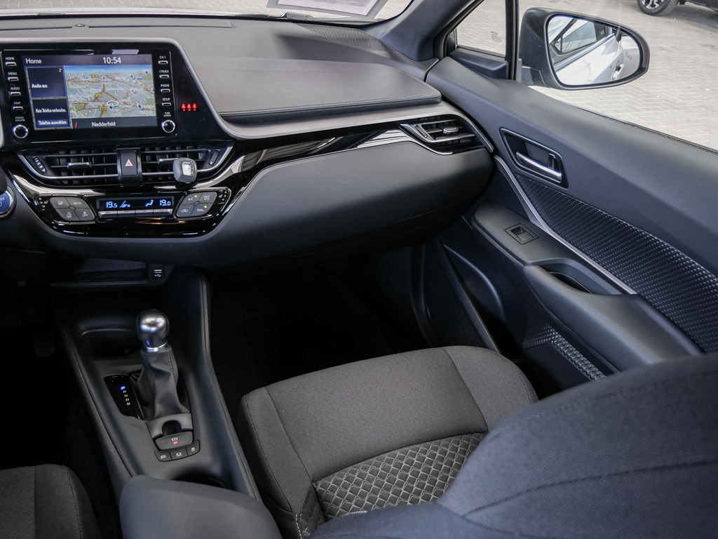 Fahrzeugansicht TOYOTA C-HR HYBRID Business Edition - Bild 13