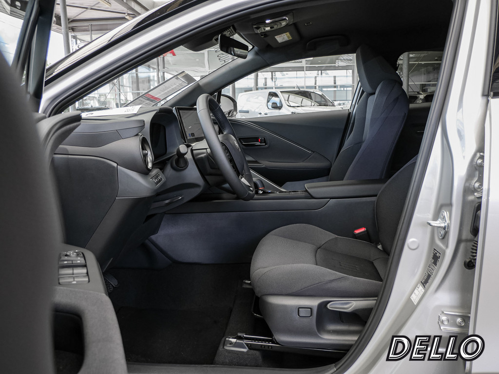 Fahrzeugansicht TOYOTA C-HR 2.0 Plug-In Hybrid FWD Teamplayer - Bild 5