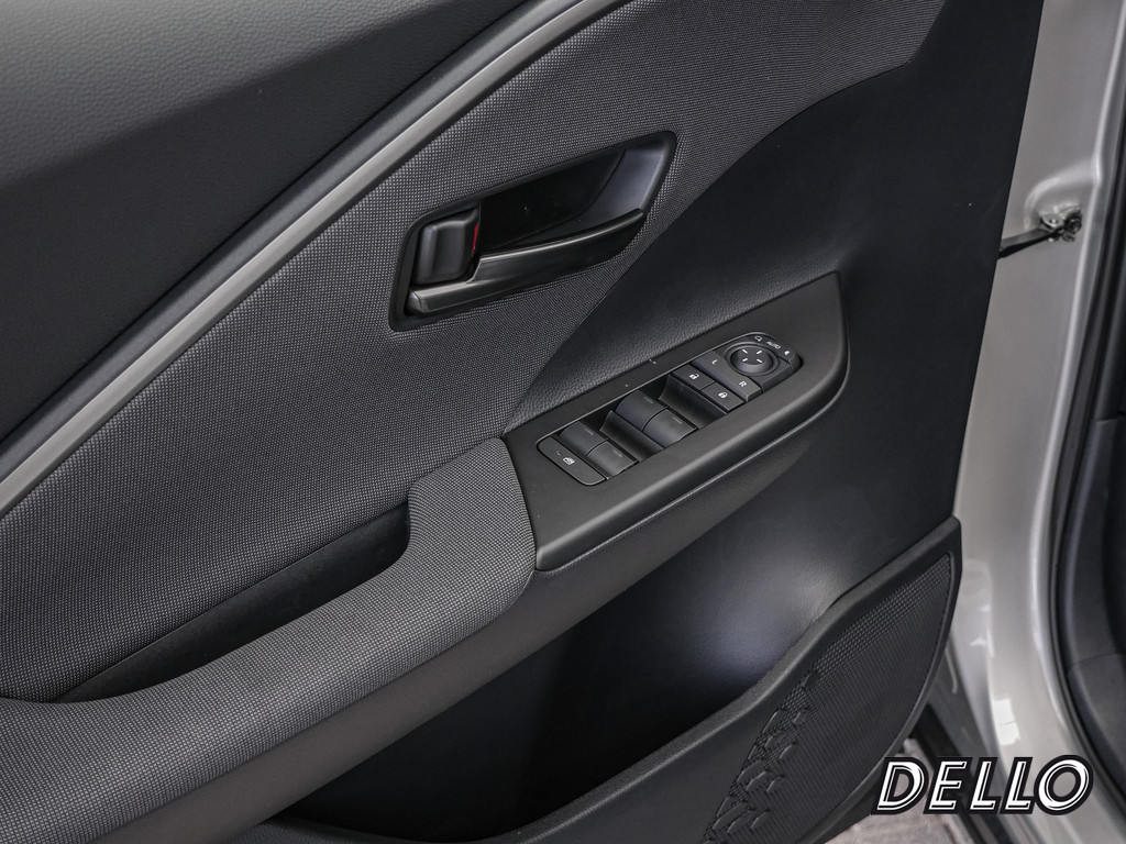 Fahrzeugansicht TOYOTA C-HR 2.0 Plug-In Hybrid FWD Teamplayer - Bild 36