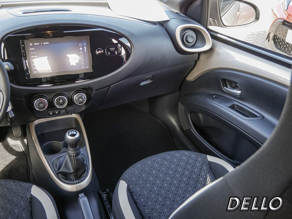 Fahrzeugansicht TOYOTA Aygo X 1.0 Teamplayer - Bild 8