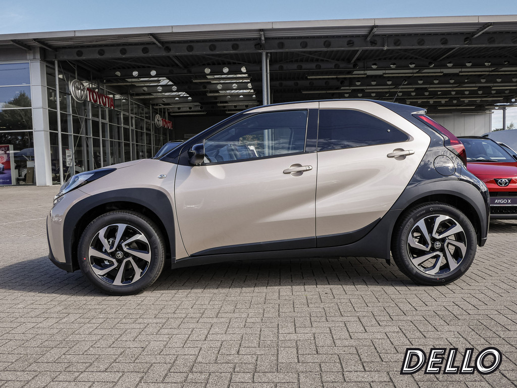 Fahrzeugansicht TOYOTA Aygo X 1.0 Teamplayer - Bild 42