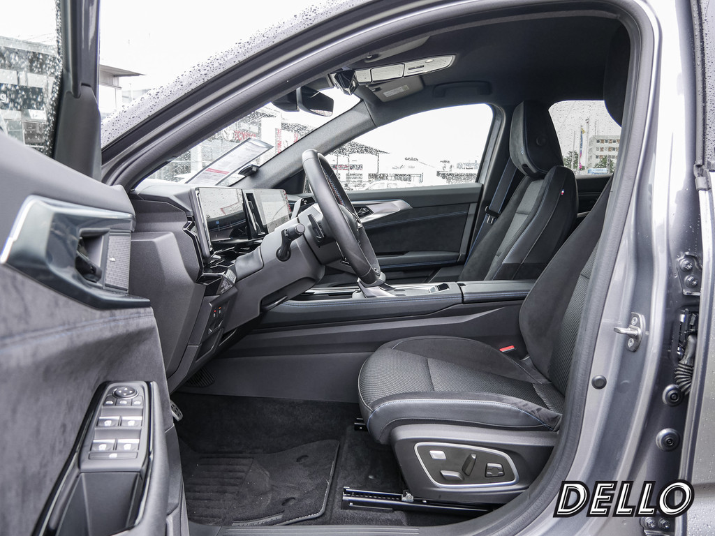Fahrzeugansicht RENAULT Austral Iconic Esprit Alpine E-TECH - Bild 5