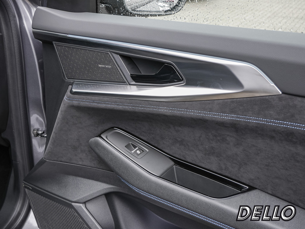 Fahrzeugansicht RENAULT Austral Iconic Esprit Alpine E-TECH - Bild 8