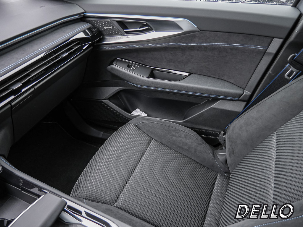 Fahrzeugansicht RENAULT Austral Iconic Esprit Alpine E-TECH - Bild 24