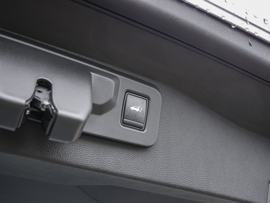 Fahrzeugansicht RENAULT Austral Iconic Esprit Alpine E-TECH - Bild 9