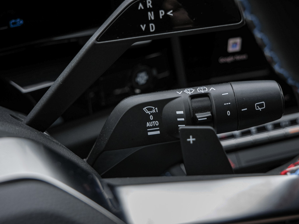 Fahrzeugansicht RENAULT Austral Iconic Esprit Alpine E-TECH - Bild 28