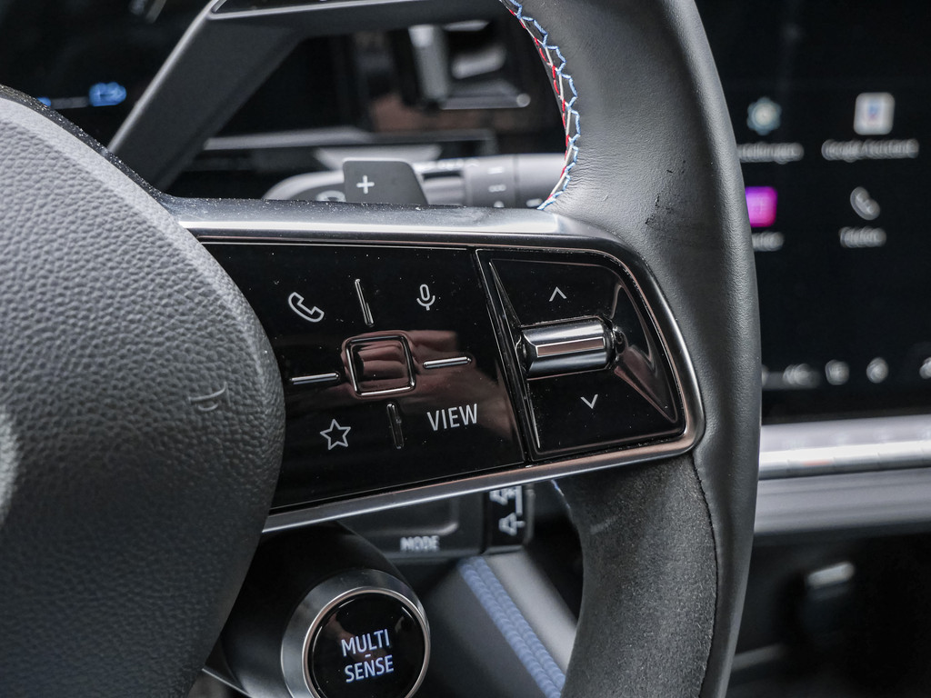 Fahrzeugansicht RENAULT Austral Iconic Esprit Alpine E-TECH - Bild 31