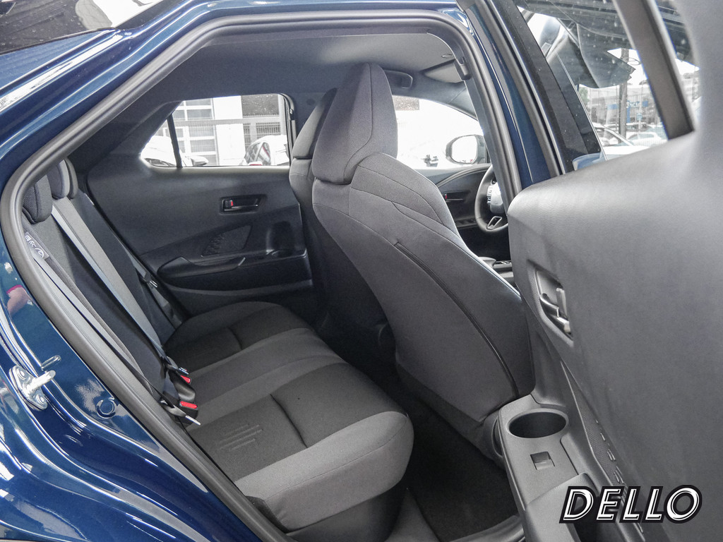 Fahrzeugansicht TOYOTA C-HR 2.0 Plug-In Hybrid FWD Teamplayer - Bild 6