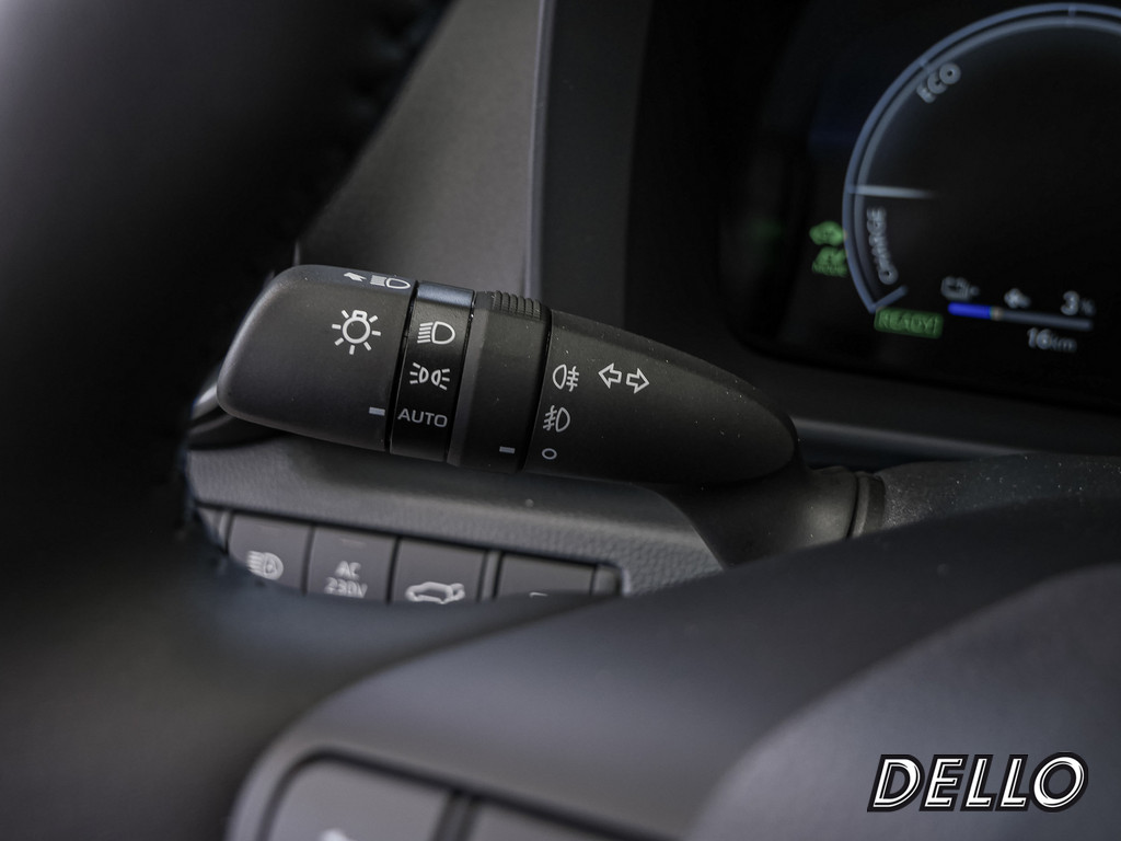 Fahrzeugansicht TOYOTA C-HR 2.0 Plug-In Hybrid FWD Teamplayer - Bild 26