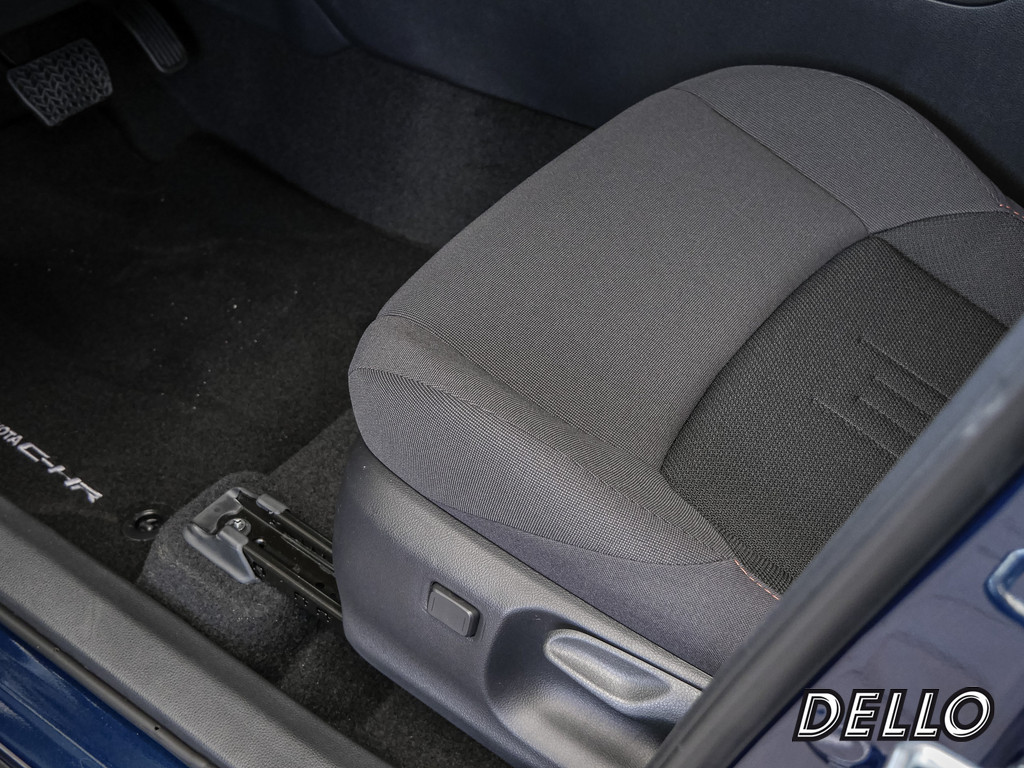 Fahrzeugansicht TOYOTA C-HR 2.0 Plug-In Hybrid FWD Teamplayer - Bild 33