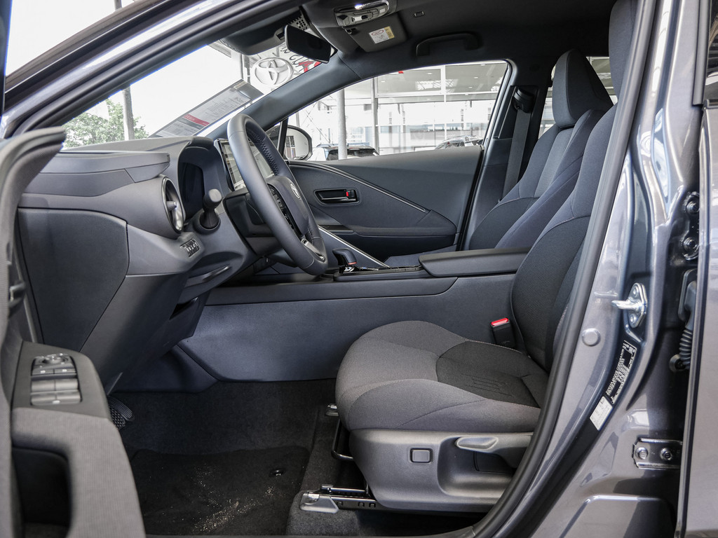 Fahrzeugansicht TOYOTA C-HR 2.0 Plug-In Hybrid Teamplayer - Bild 4