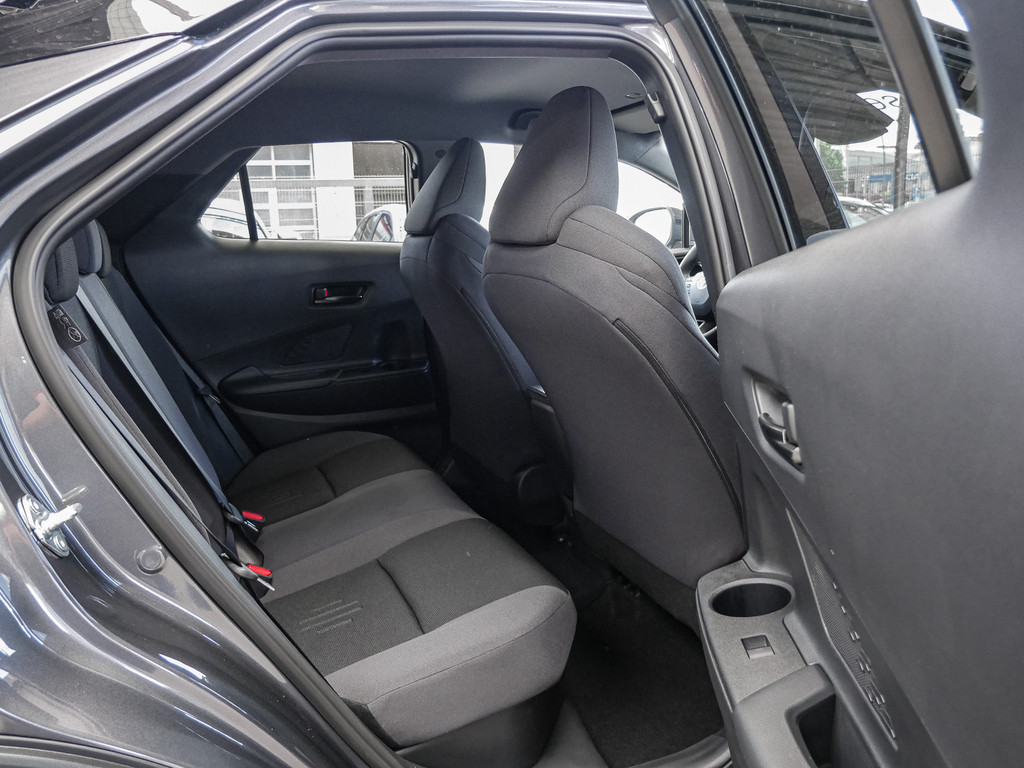 Fahrzeugansicht TOYOTA C-HR 2.0 Plug-In Hybrid Teamplayer - Bild 6