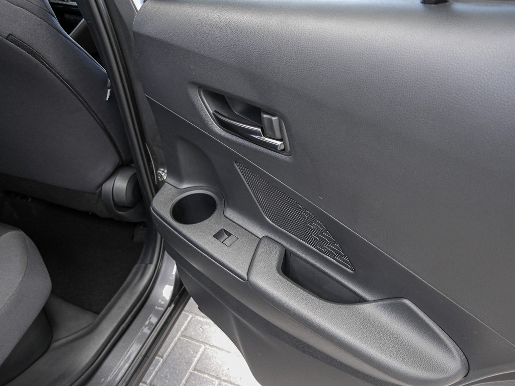 Fahrzeugansicht TOYOTA C-HR 2.0 Plug-In Hybrid Teamplayer - Bild 7