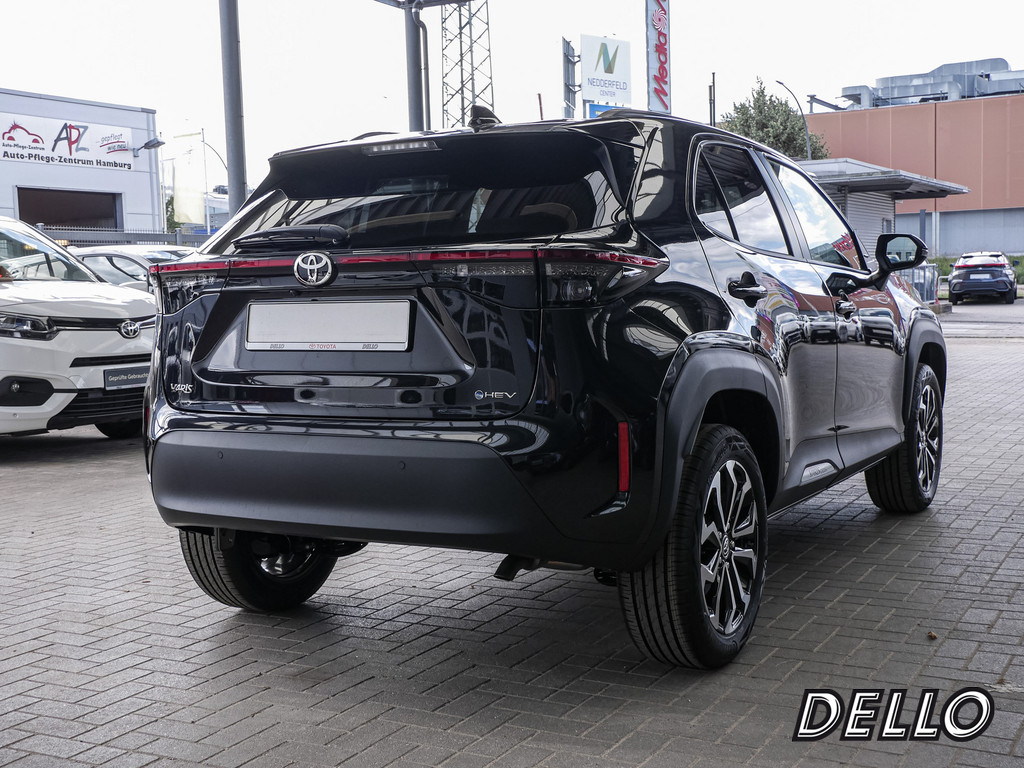 Fahrzeugansicht TOYOTA Yaris Cross 1.5 Hybrid FWD Teamplayer - Bild 40
