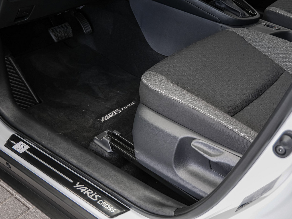 Fahrzeugansicht TOYOTA Yaris Cross 1.5 Hybrid FWD Teamplayer - Bild 37