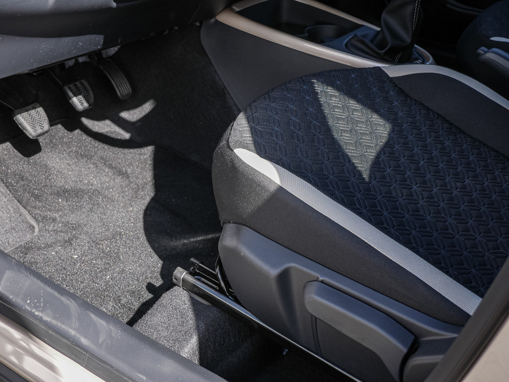 Fahrzeugansicht TOYOTA Aygo X 1.0 Teamplayer - Bild 32