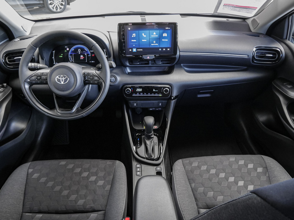Fahrzeugansicht TOYOTA Yaris 1.5 Hybrid Teamplayer - Bild 9