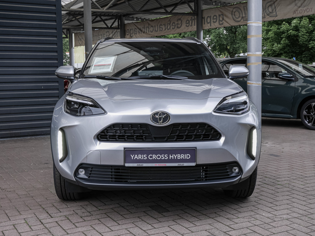 Fahrzeugansicht TOYOTA Yaris Cross 1.5 Hybrid FWD Teamplayer - Bild 12
